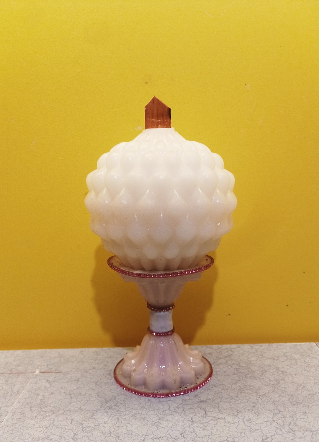 Soyawax dekoratif desenli mum ve mum kaidesi 8x10cm