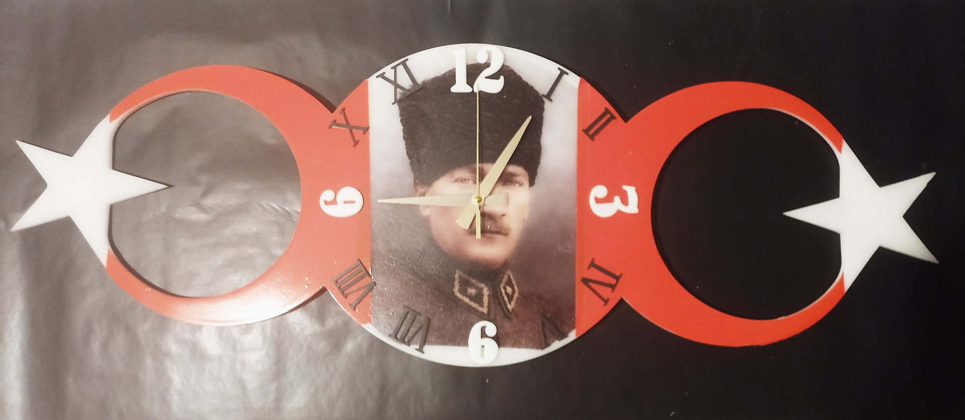 EPOKSİ REÇİNE 32X96 CM OVAL ATATÜRK TEMALI DUVAR SAATLERİ